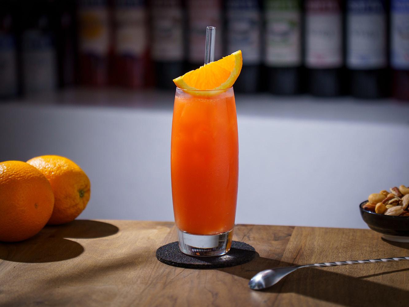 Drinks mixen Jsotta Bitter Senza