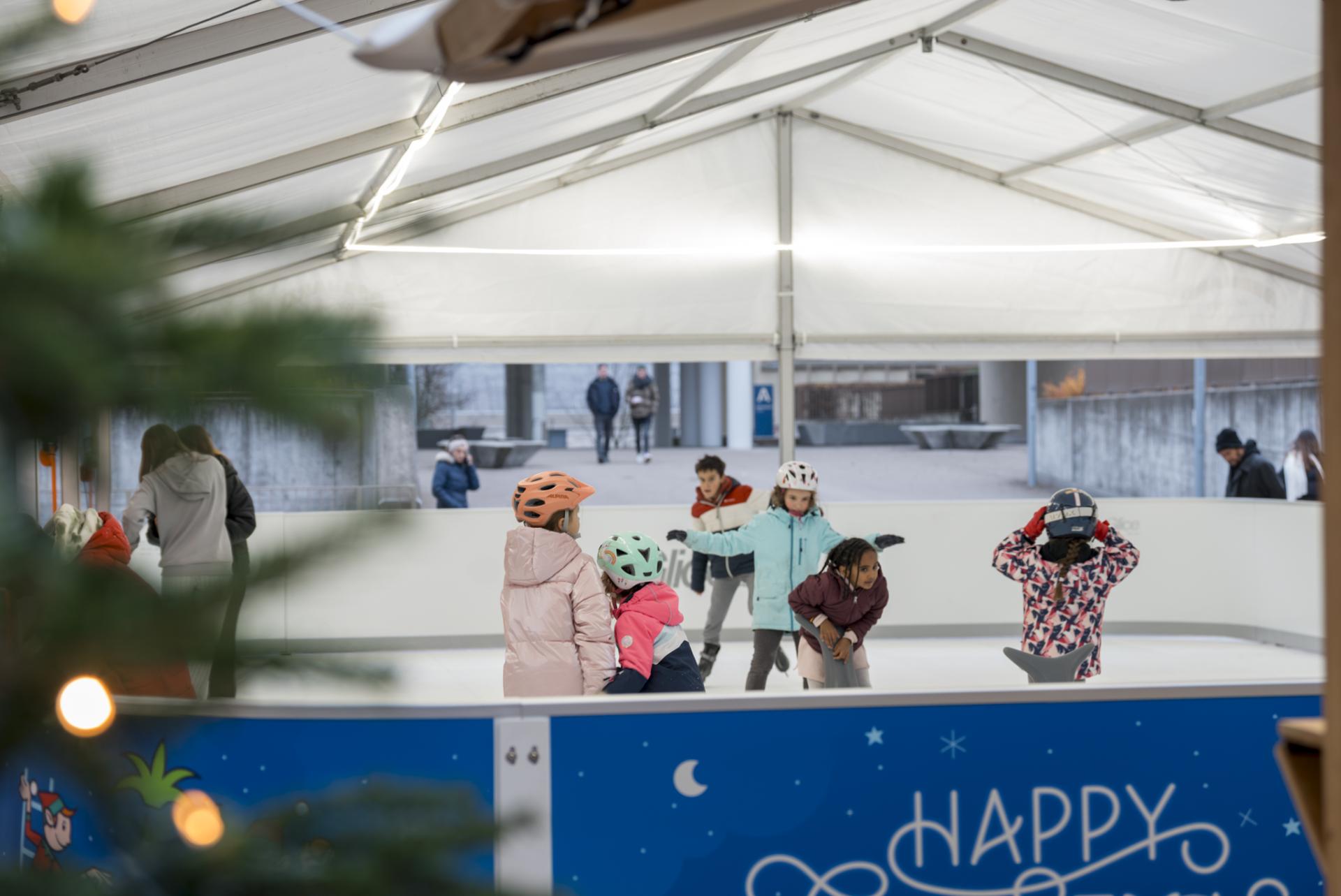 Eisbahn auf dem Letziplatz